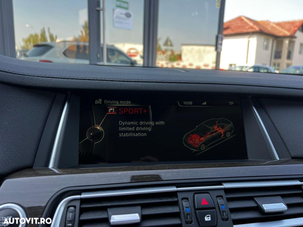BMW Seria 7 740Li - 17