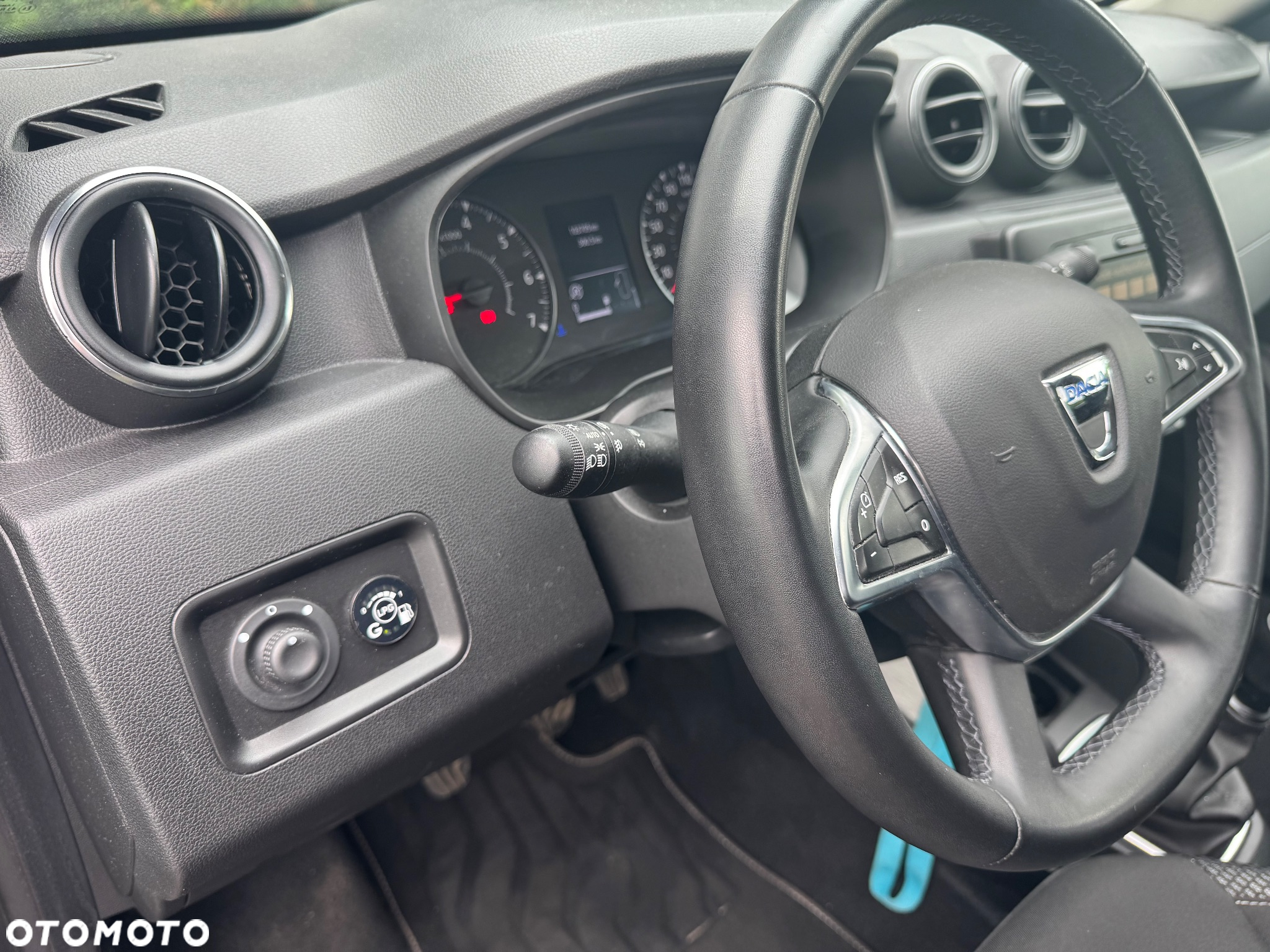 Dacia Duster 1.0 TCe Essential - 9