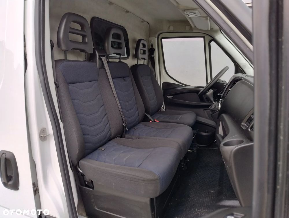 Iveco DAILY 35S16 NOWY MODEL 2.3 HPI (160KM) HI-MATIC (L4H2) MAX LONG (EURO,6) KLIMA STAN IDEALNY 100% ORYGINAŁ KM SERWIS NIE MA RDZY - 10