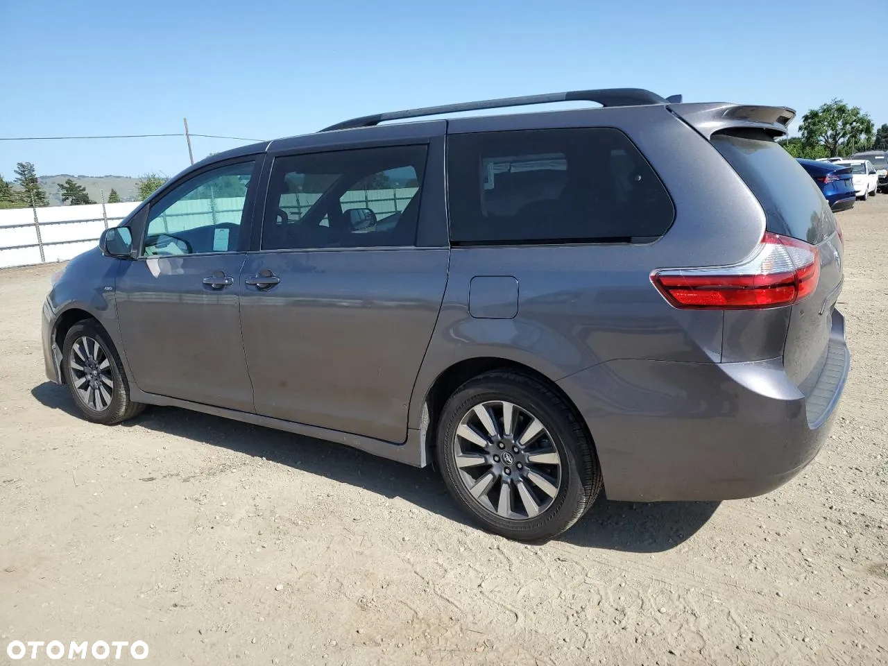 Toyota Sienna 3.5 V6 LE AWD - 2