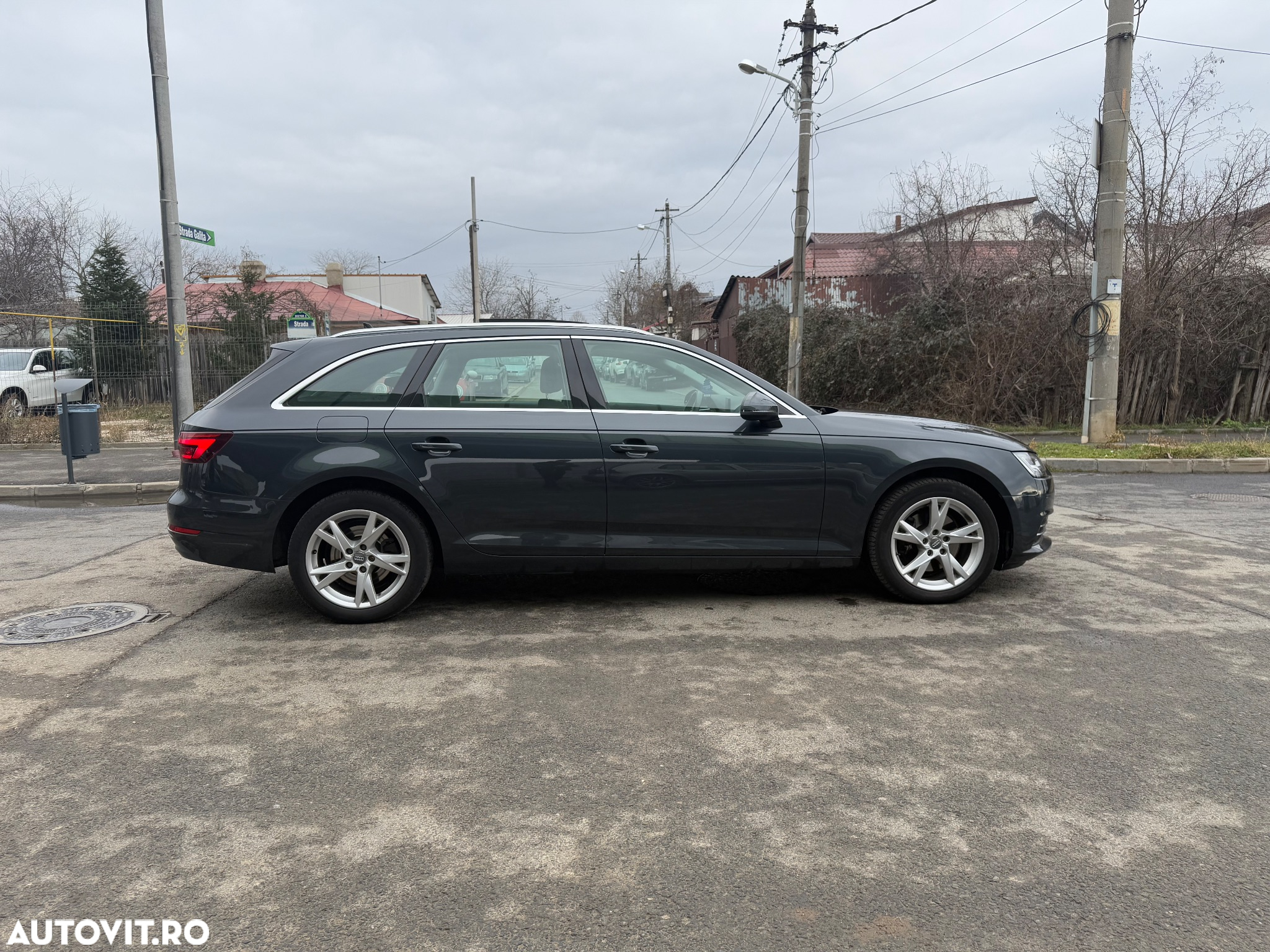 Audi A4 Avant 2.0 TDI ultra S tronic Design - 14