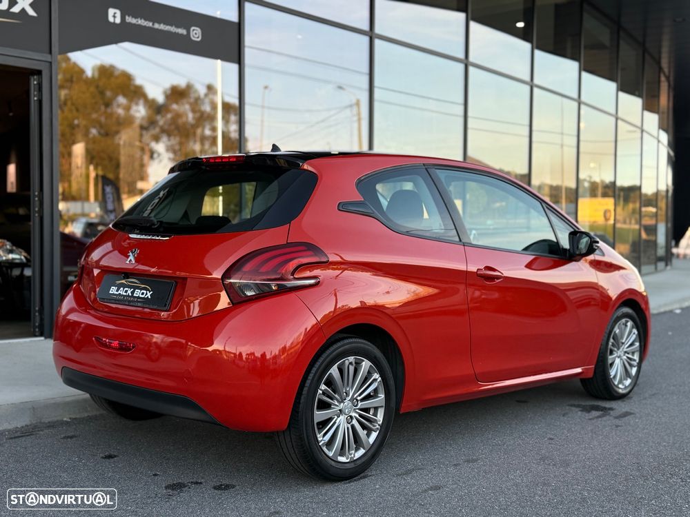 Peugeot 208 PureTech 82 Style - 5