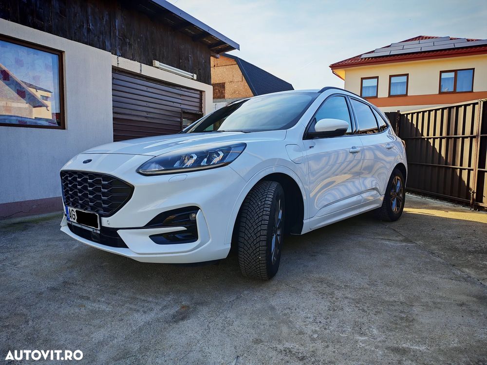 Ford Kuga 2.5 Duratec PHEV ST-LINE - 3