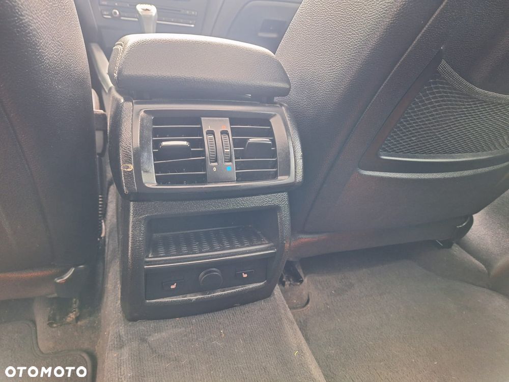 BMW X3 xDrive20d - 10