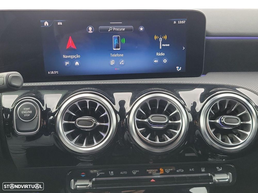 Mercedes-Benz A 250 e AMG Line - 18