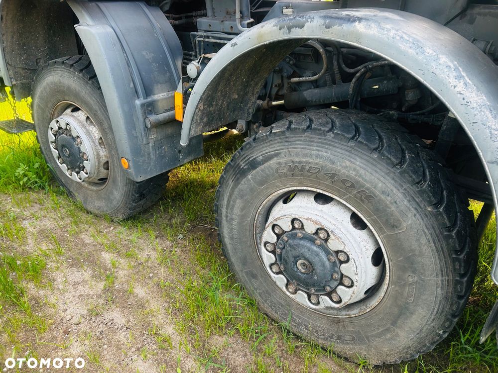 Mercedes-Benz Actros 8x8 - 6