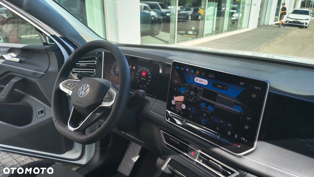 Volkswagen Tiguan - 34