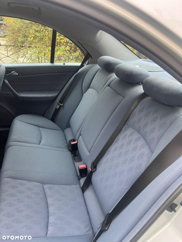 Mercedes-Benz Klasa C - 10