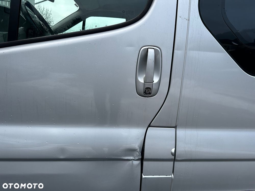 Opel Vivaro 2.5 CDTI L2H1 - 8