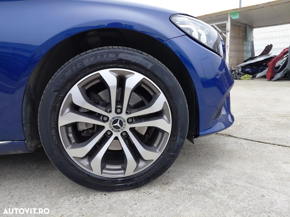 Mercedes-Benz C 200 MHEV - 16