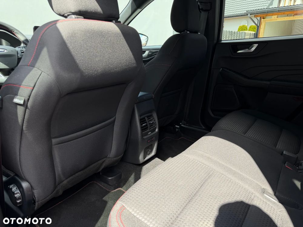 Ford Kuga 1.5 EcoBoost FWD ST-Line - 30