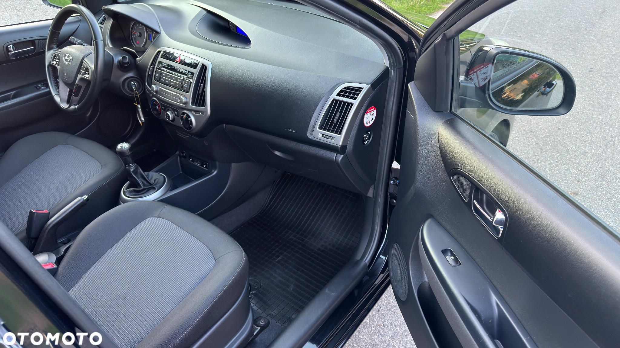 Hyundai i20 1.2 Trend - 11