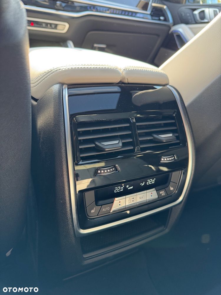 BMW X6 xDrive40d mHEV sport - 9