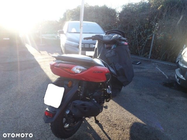 Yamaha NMAX - 5
