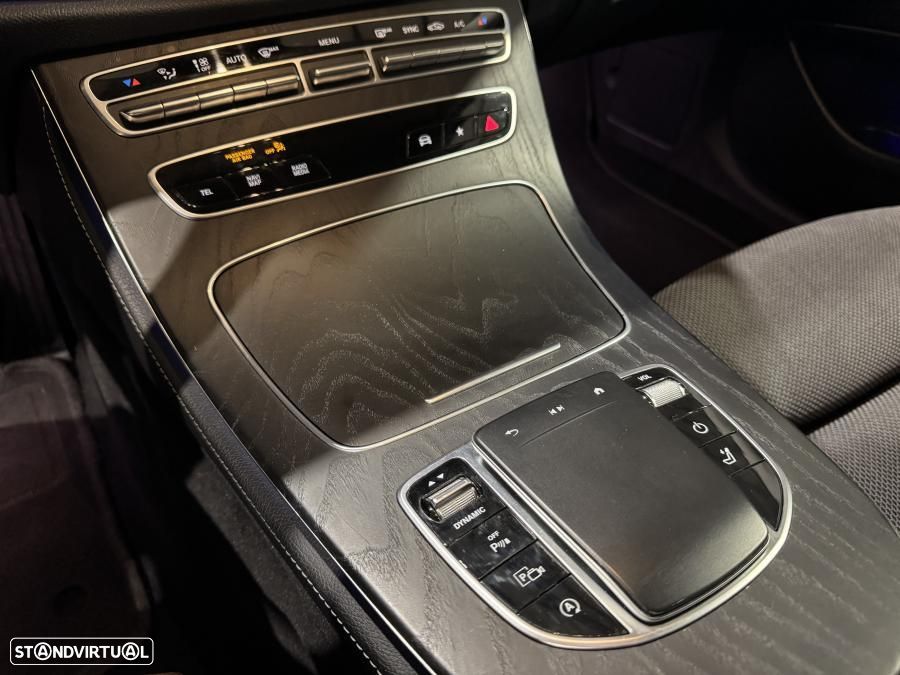 Mercedes-Benz E 220 d Avantgarde - 12