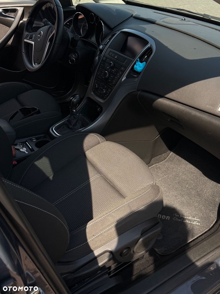Opel Astra 2.0 CDTI Cosmo - 12