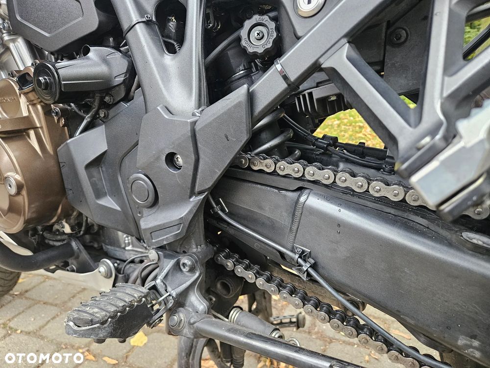 Honda CRF - 16
