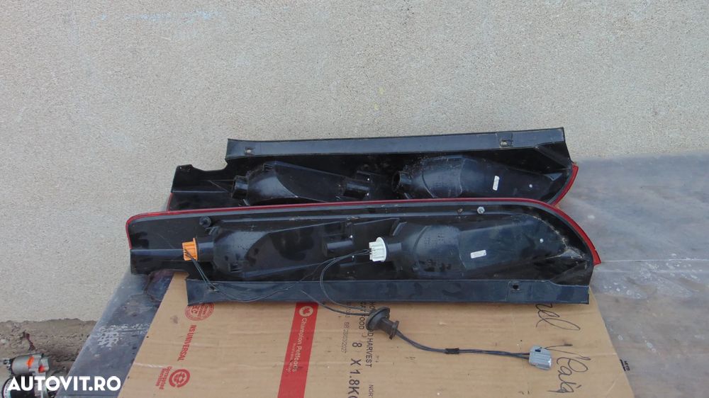 Stopuri stanga/dreapta Ford Focus 2 facelift,hatchback an 2008-2011 - 7