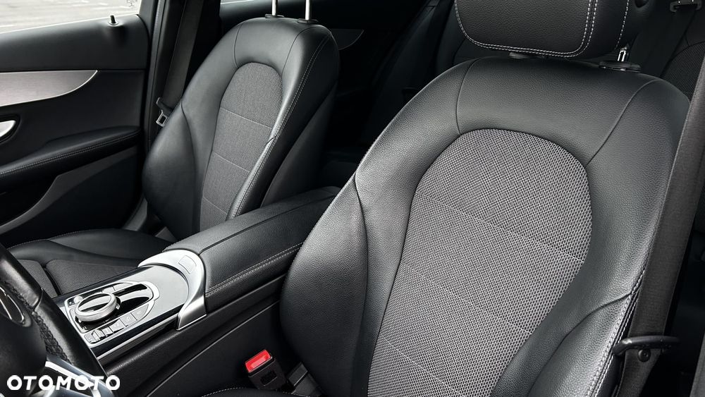 Mercedes-Benz Klasa C 220 d 9G-TRONIC - 13