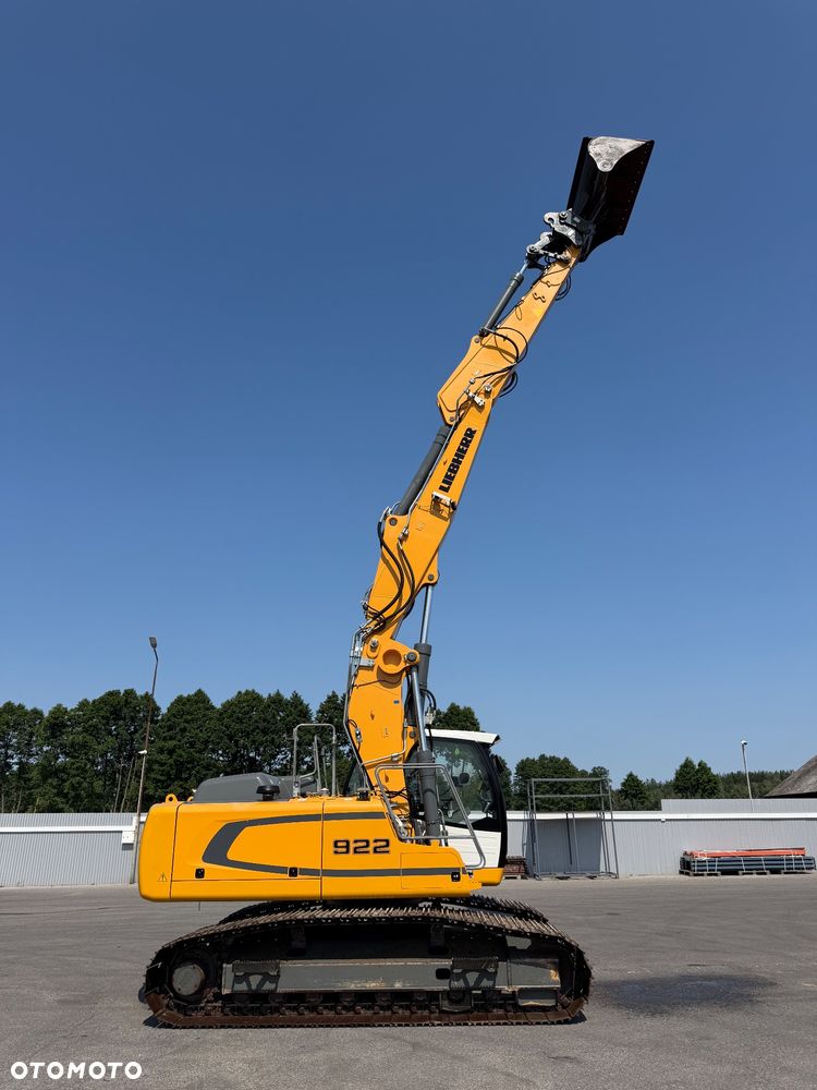 Liebherr R 922 LC - 13