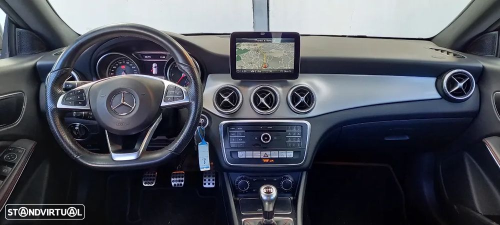 Mercedes-Benz CLA 180 d Shooting Brake AMG Line - 5