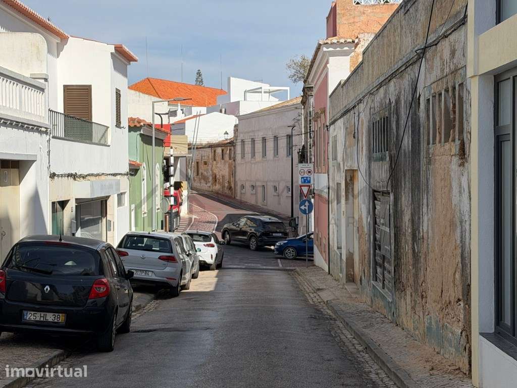 Loja ideal para escritorio , serviços ou atelier em Lagoa - Grande imagem: 4/15