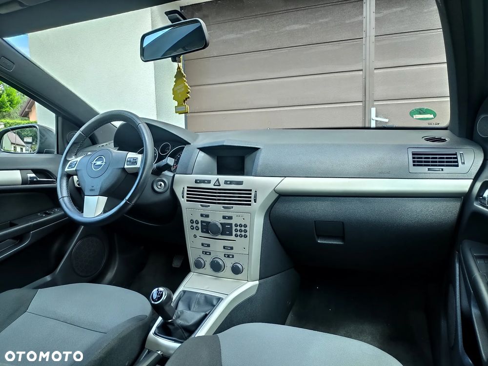 Opel Astra - 8