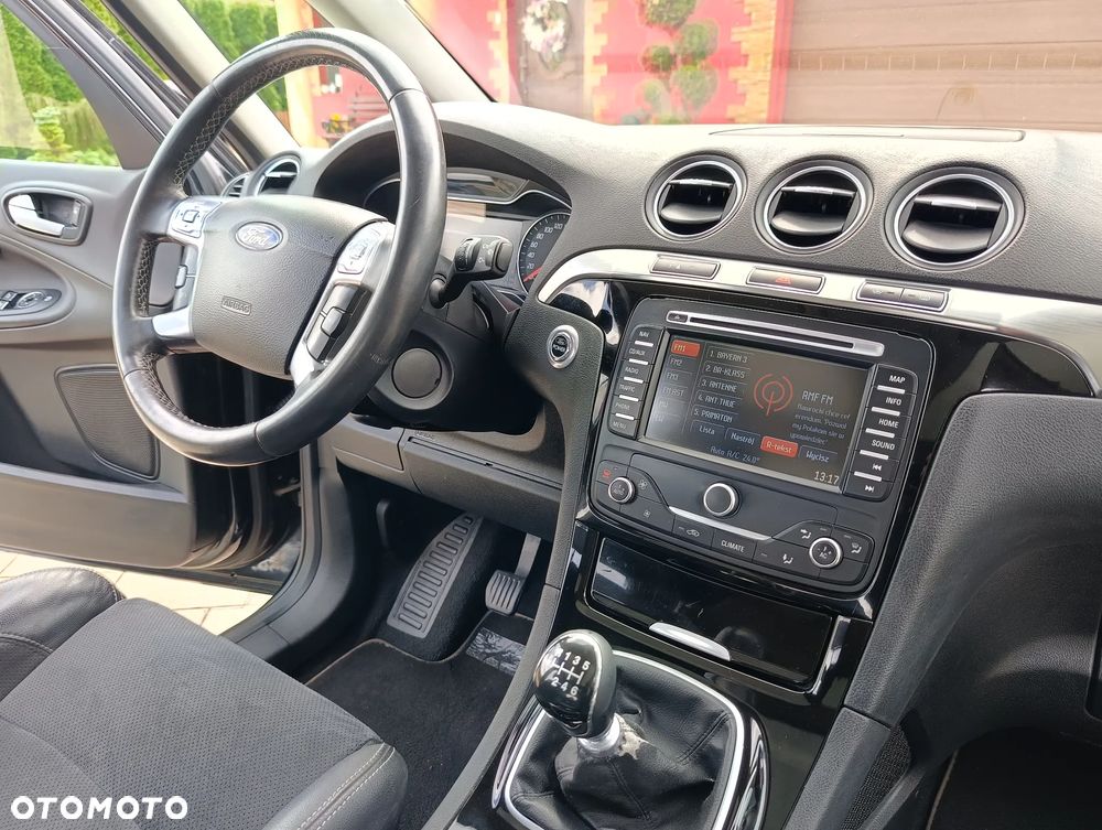 Ford Galaxy 2.0 TDCi DPF Titanium - 37