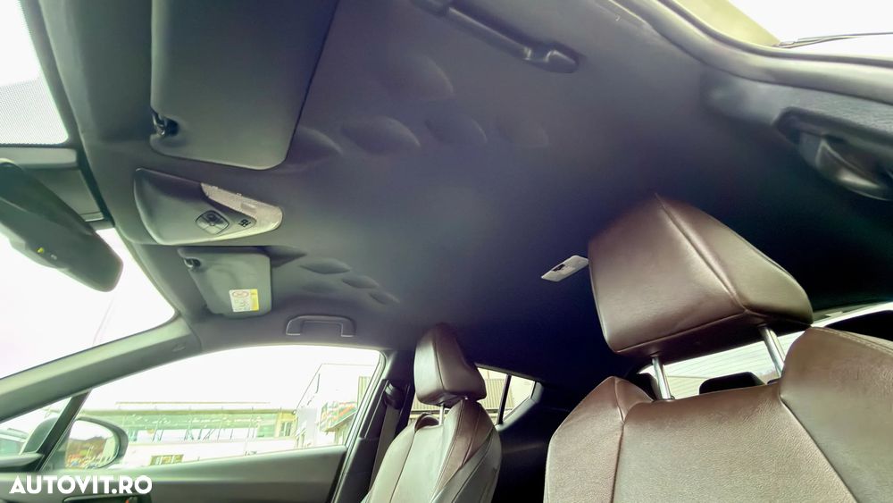 Toyota C-HR Hybrid Lounge - 13