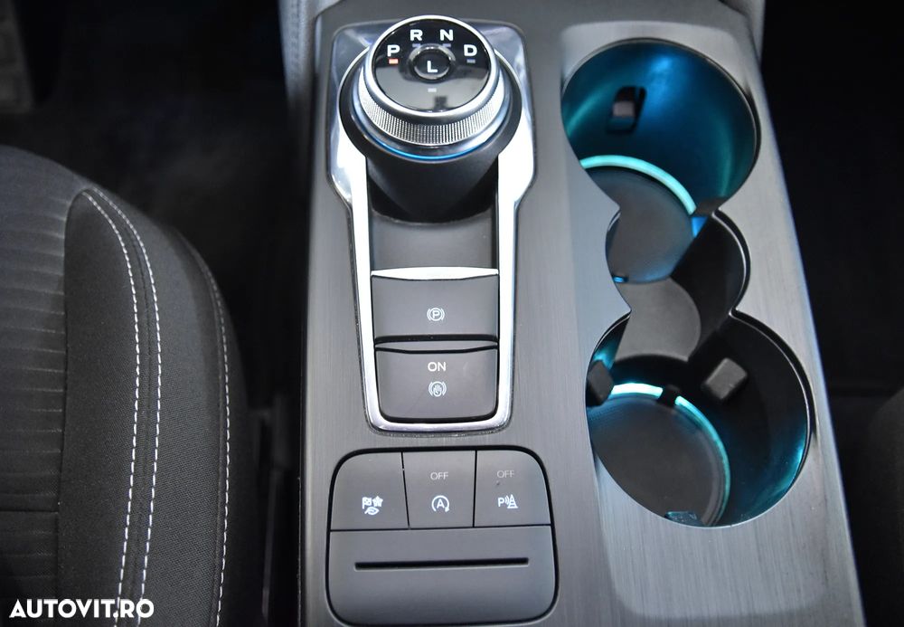 Ford Kuga - 18