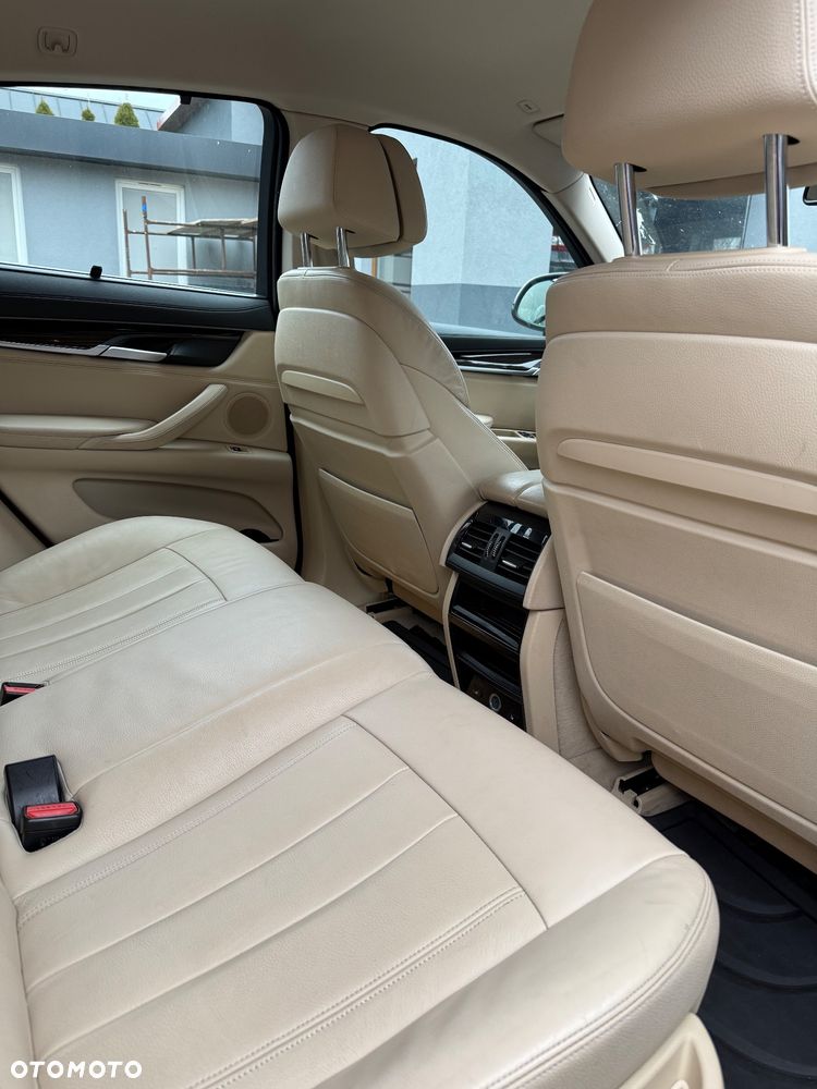 BMW X6 xDrive40d - 26