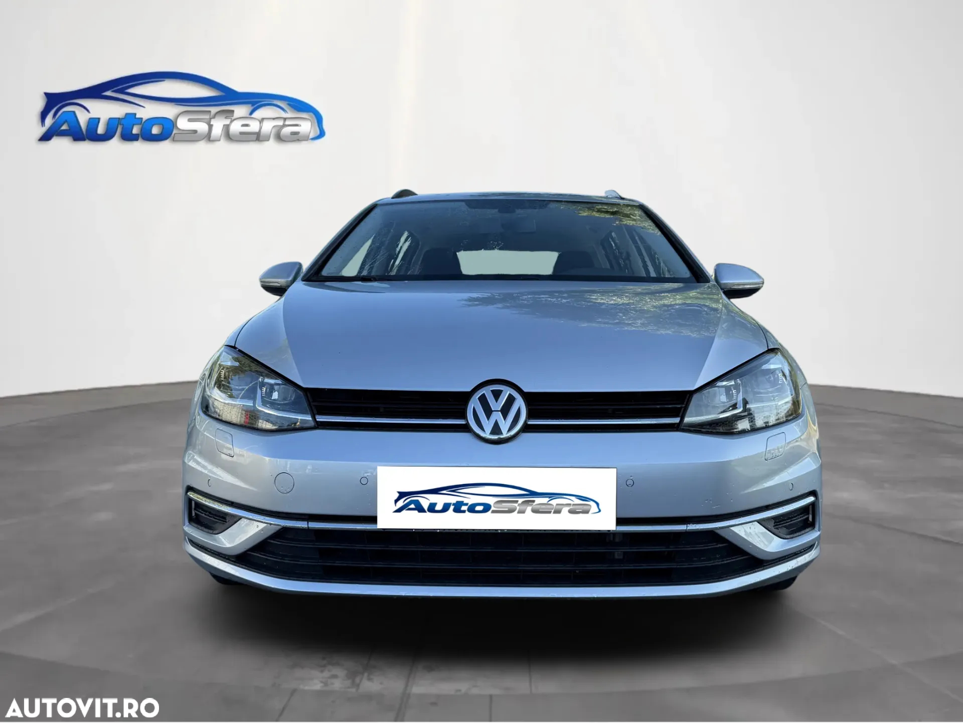 Volkswagen Golf 2.0 TDI SCR DSG Comfortline - 3