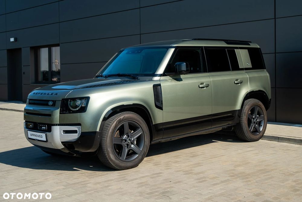Land Rover Defender - 2