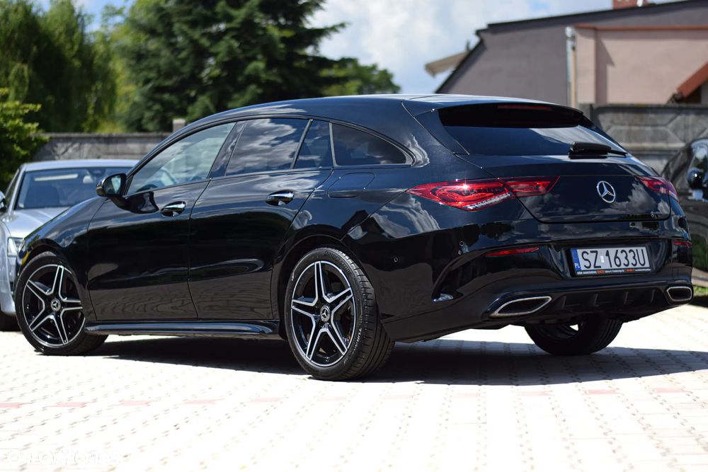 Mercedes-Benz CLA 180 7G-DCT AMG Line - 32