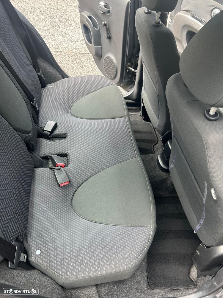 Nissan Micra 1.5 dCi Acenta - 12