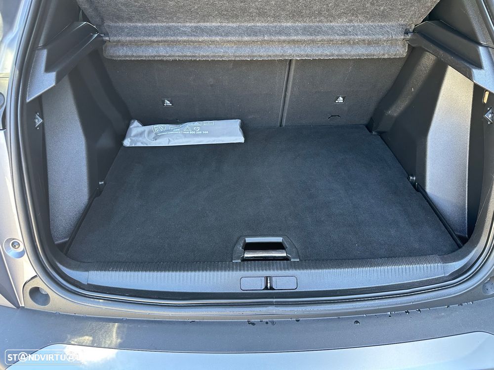 Peugeot 2008 1.2 PureTech Allure - 19
