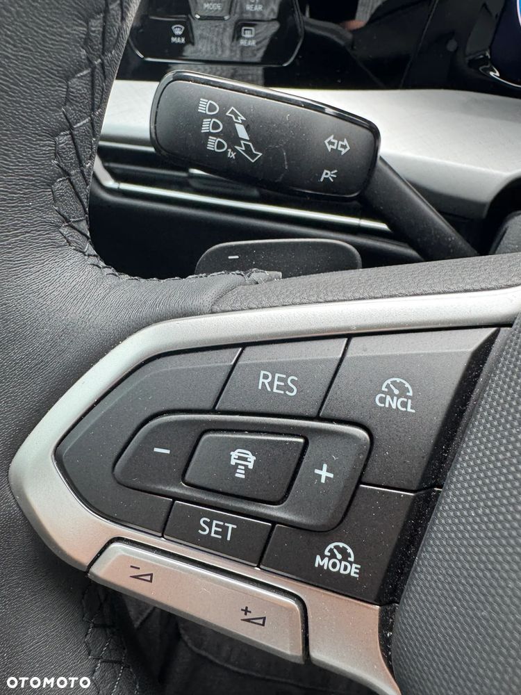Volkswagen Golf 1.5 eTSI EVO Life DSG - 22