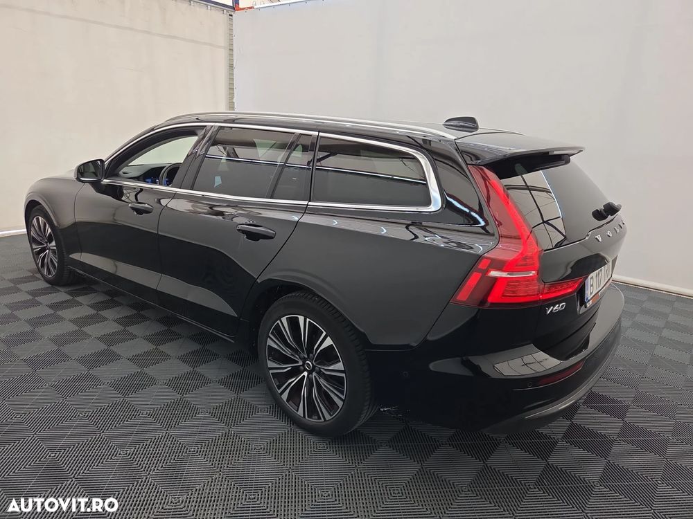 VOLVO V60 2023 — imagine 2