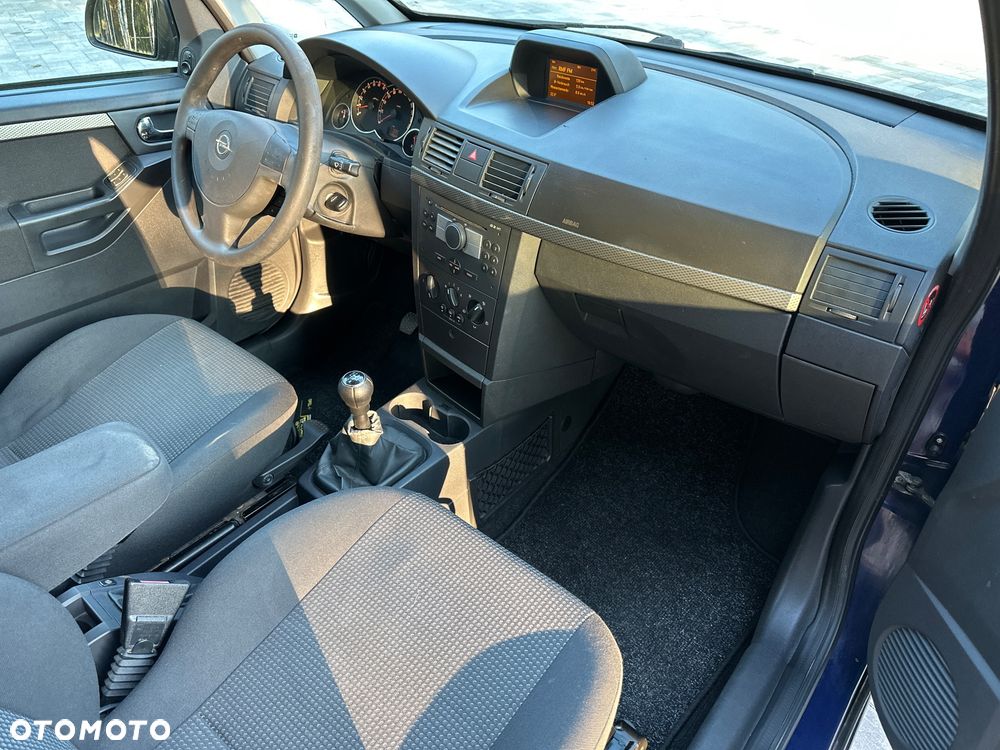 Opel Meriva - 38