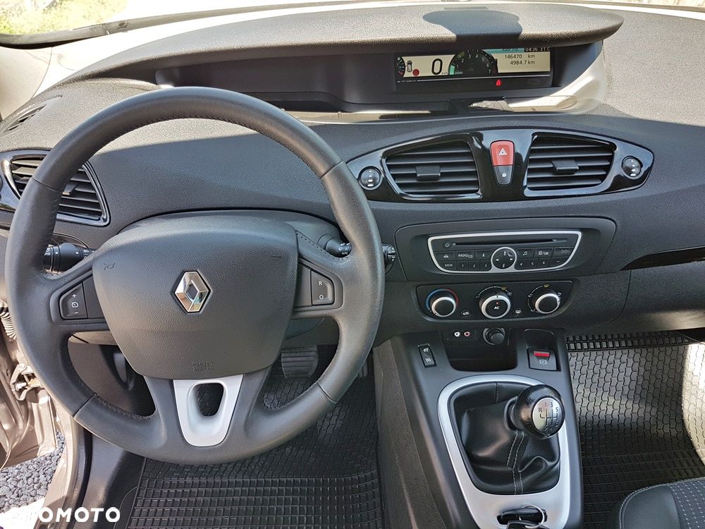 Renault Scenic 1.6 16V 110 Expression - 23