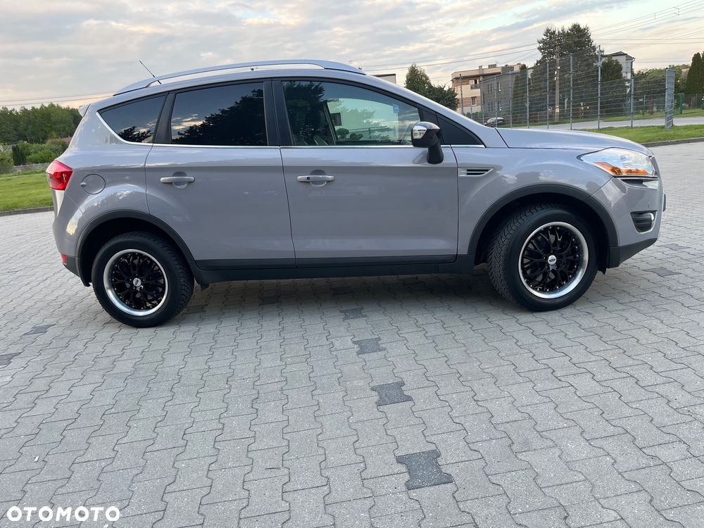 Ford Kuga 2.0 TDCi 4x4 Titanium - 26