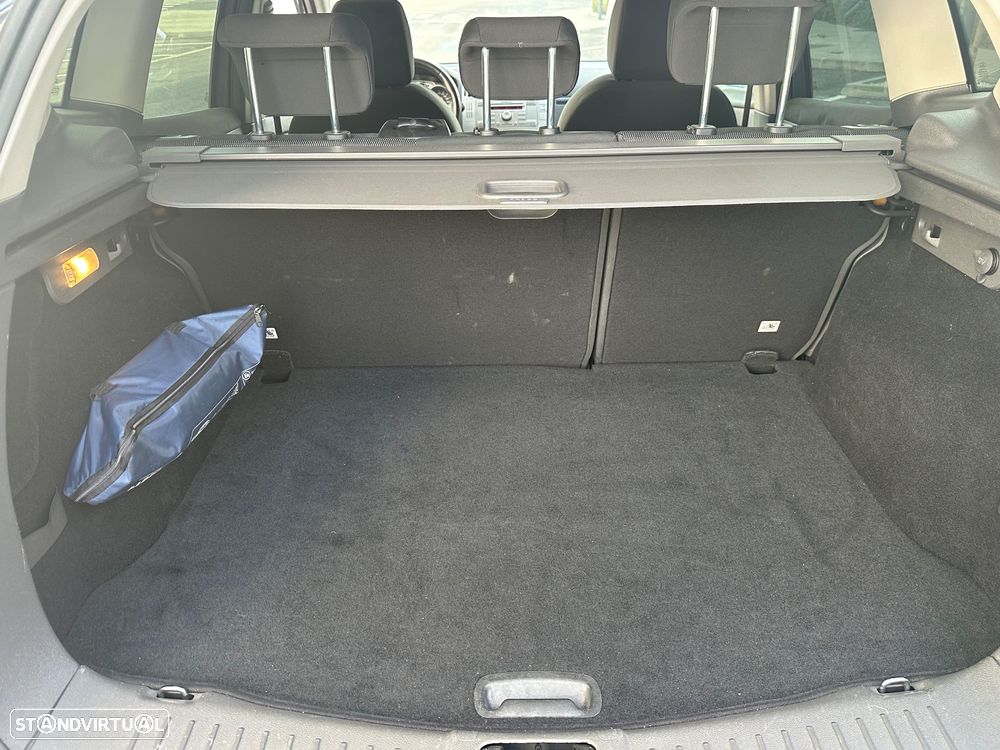 Ford Kuga 2.0 TDCi Trend - 12