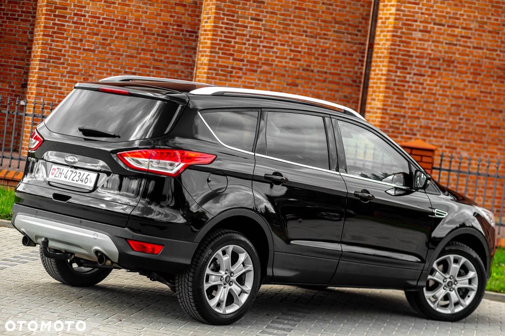 Ford Kuga 1.6 EcoBoost 4x4 Titanium - 14