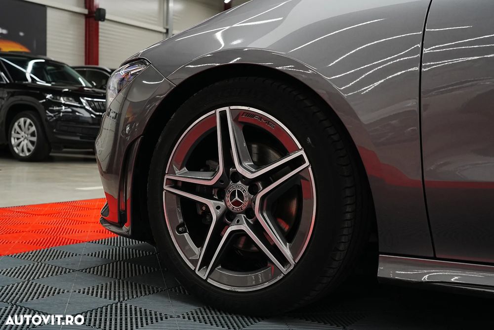 Mercedes-Benz CLA 180 7G-DCT AMG Line - 29
