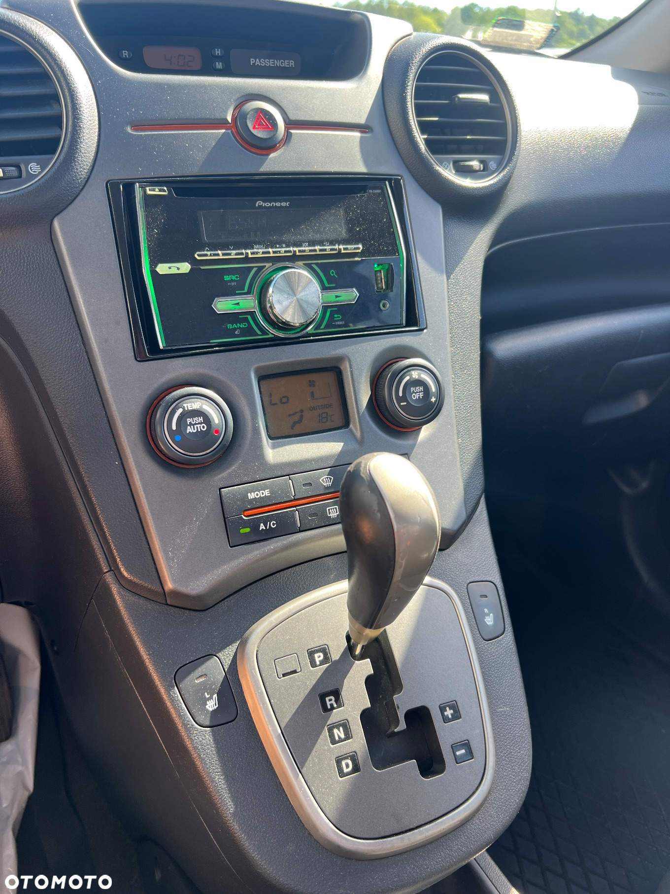 Kia Carens 2.0 CRDi Freedom 7os - 13