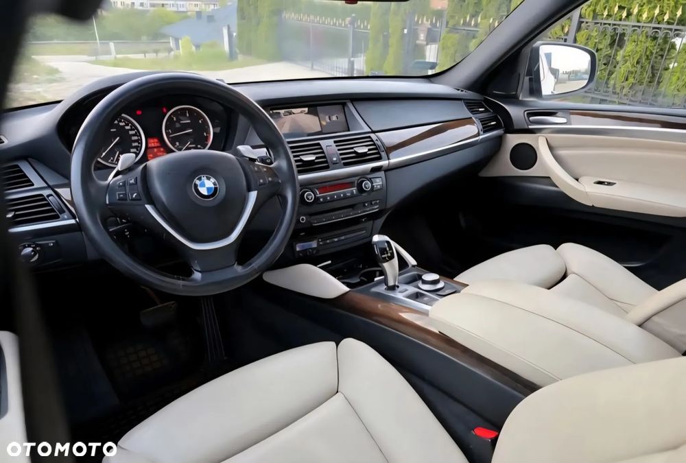 BMW X6 - 15