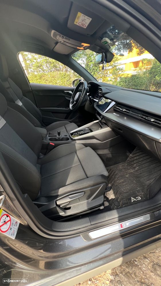 Audi A3 Sportback 30 TDI S line S tronic - 4