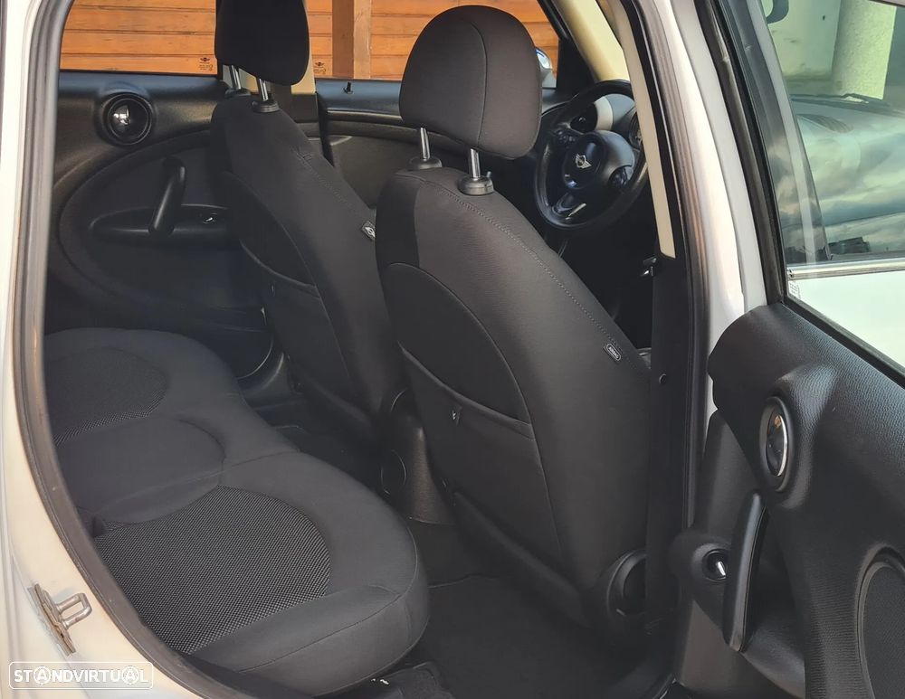 MINI Countryman Cooper D Aut. - 16