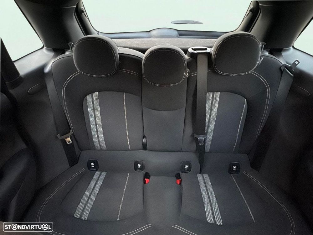 MINI 5 Portas One D - 21