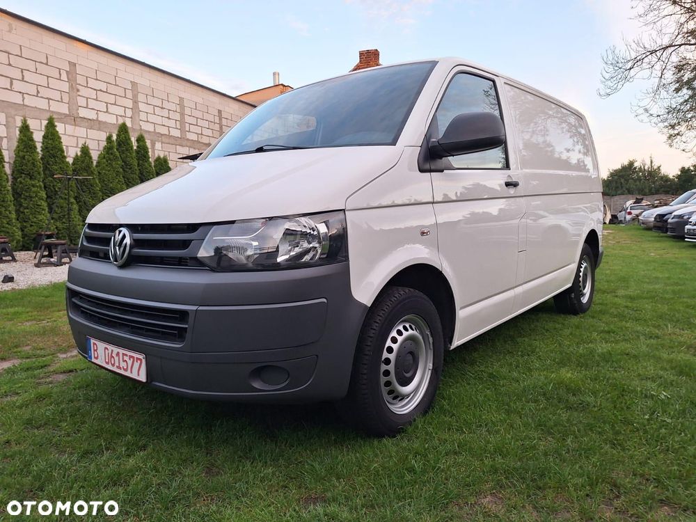 Volkswagen Transporter - 1